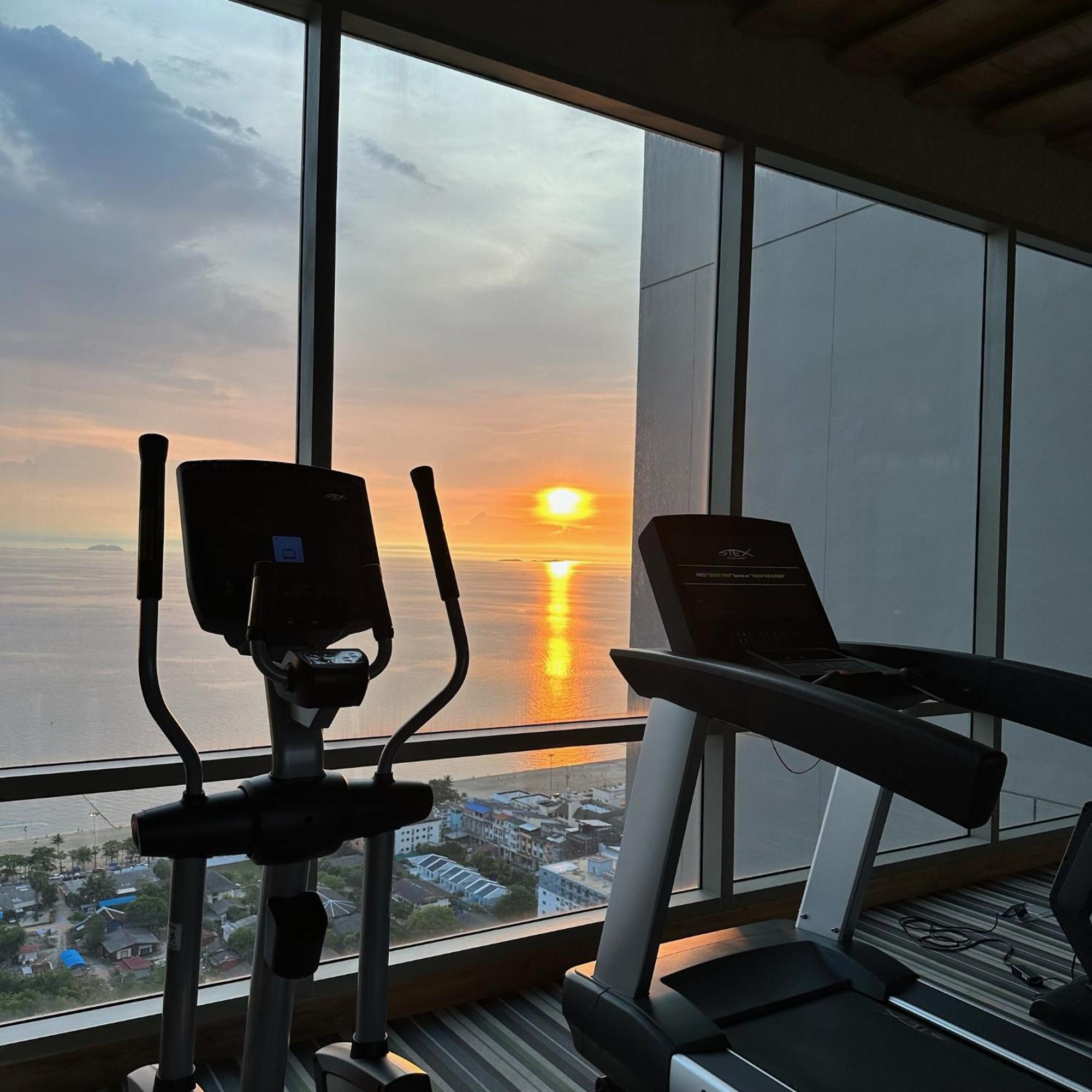 芭提雅高层海景奢华公寓the Riviera Jomtien生香家直达海滩2704 Luaran gambar